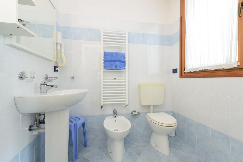 Sunbeach Apartments Lignano Sabbiadoro Dış mekan fotoğraf