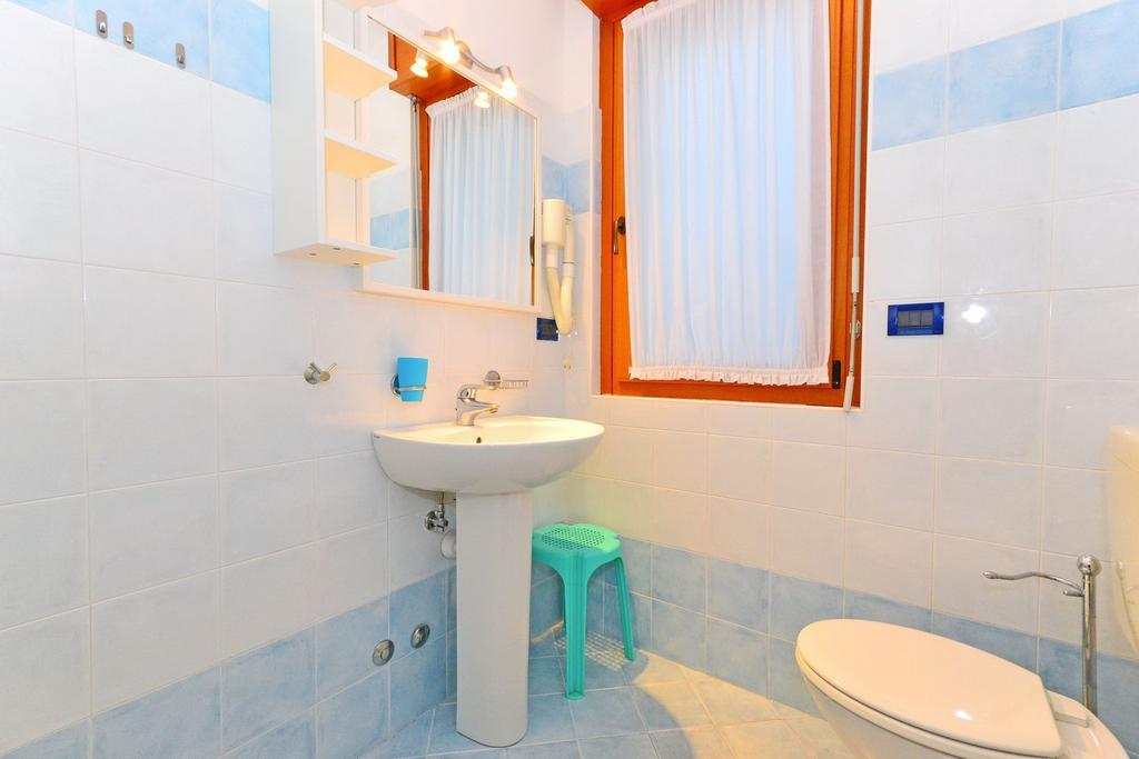 Sunbeach Apartments Lignano Sabbiadoro Dış mekan fotoğraf