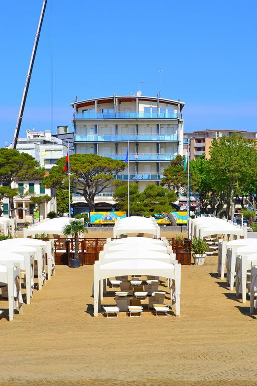 Sunbeach Apartments Lignano Sabbiadoro Dış mekan fotoğraf
